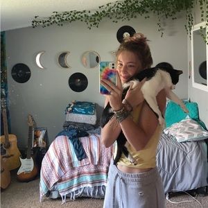 Meet your Posher, Paige